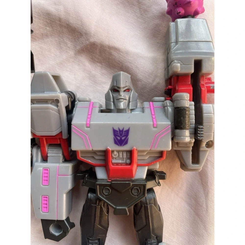 Hasbro‎ Transformers Cyberverse Megatron Warrior Class Action Attack Figure Toy